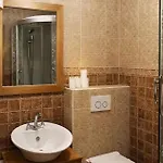 Lovely In With Sauna Jesenice (Split-Dalmatia)