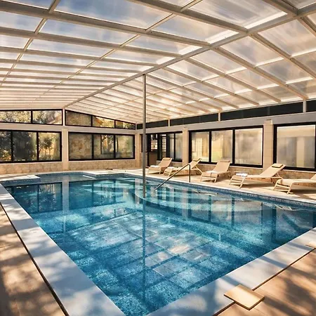 Lovely In With Sauna Jesenice (Split-Dalmatia)